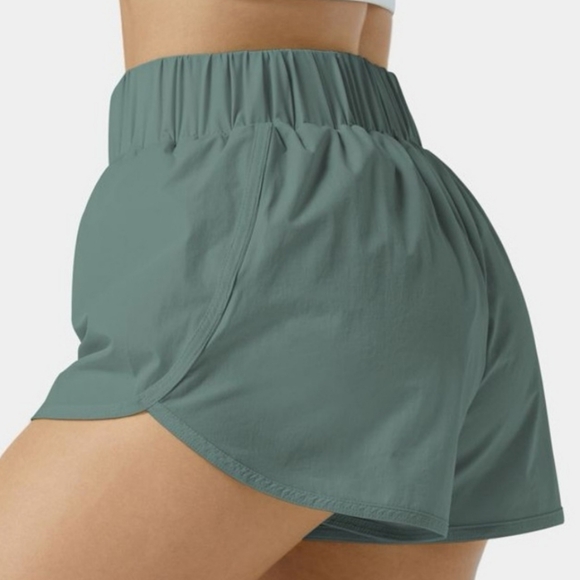 NWT Halara high waisted dolphin hem short 2” - Picture 1 of 3